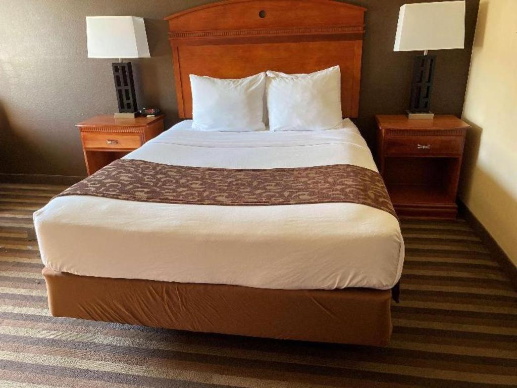 Best Western Manhattan Inn Dış mekan fotoğraf