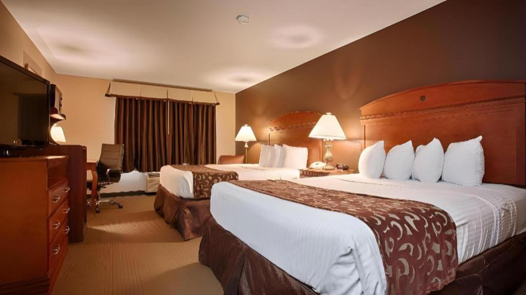 Best Western Manhattan Inn Dış mekan fotoğraf