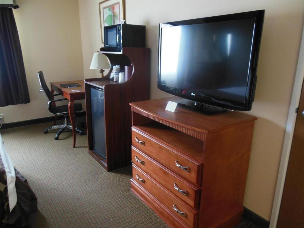 Best Western Manhattan Inn Dış mekan fotoğraf