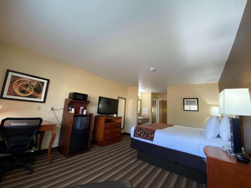 Best Western Manhattan Inn Dış mekan fotoğraf