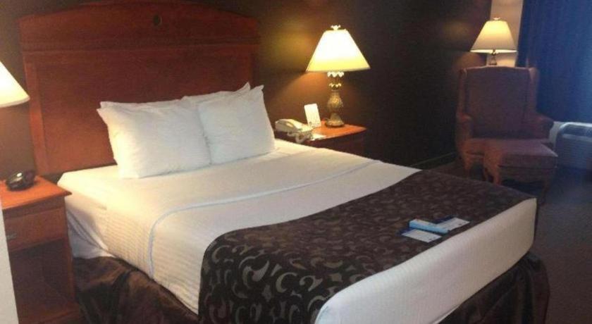 Best Western Manhattan Inn Dış mekan fotoğraf