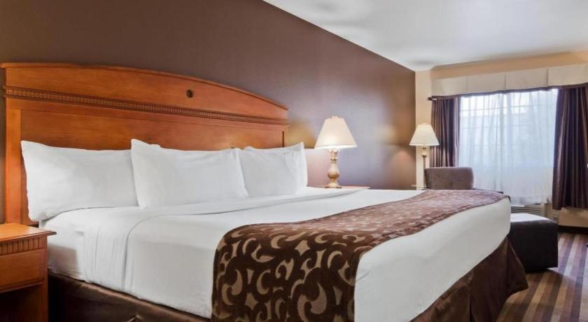 Best Western Manhattan Inn Dış mekan fotoğraf